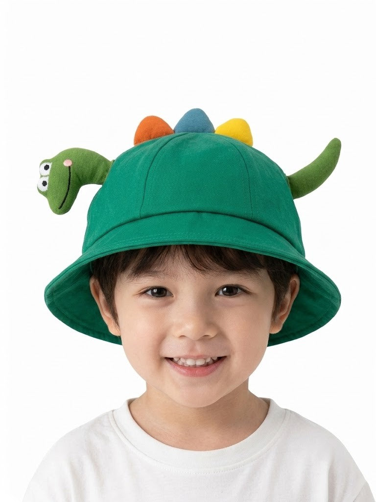 Zielony kapelusz dziecięcy Dino z ogonem – regulowany 46–54 cm