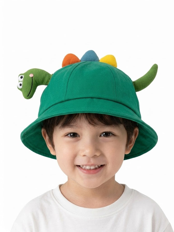 Zielony kapelusz dziecięcy Dino z ogonem – regulowany 46–54 cm